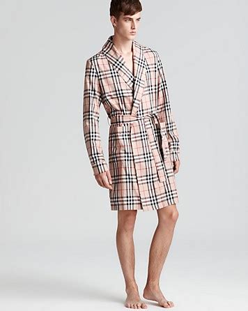 mens burberry robe